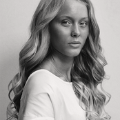 Zara Larsson - List pictures