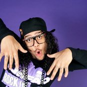 Sky Blu - List pictures