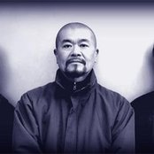 Zeni Geva - List pictures