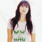 Natalie Imbruglia - List pictures