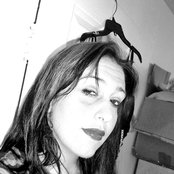 Elena Siegman - List pictures