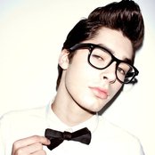 Bobby Andonov - List pictures