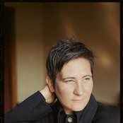 K. D. Lang - List pictures