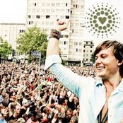 Sasha Dith - List pictures