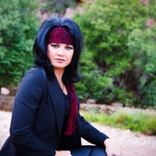 Amanda Overmyer - List pictures