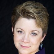 Meg Bowles - List pictures