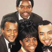 Gladys Knight And The Pips - List pictures