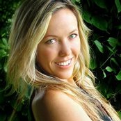 Felicity Urquhart - List pictures