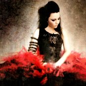 Amy Lee - List pictures