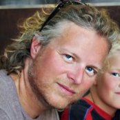 Tal Bachman - List pictures