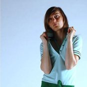 Yelle - List pictures