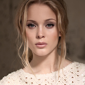 Zara Larsson - List pictures