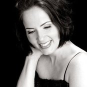 Lori Mckenna - List pictures