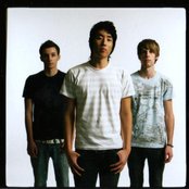 Daphne Loves Derby - List pictures