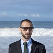 Lucas Santtana - List pictures