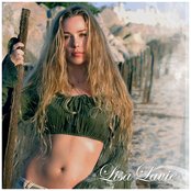 Lisa Lavie - List pictures