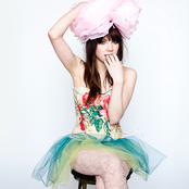 Carly Rae Japsen - List pictures