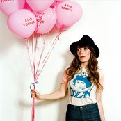 Jenny Lewis - List pictures