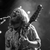 Dan Auerbach - List pictures