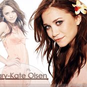 Mary-kate And Ashley Olsen - List pictures