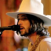 Ryan Bingham - List pictures