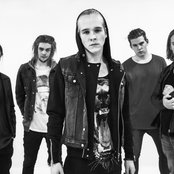 Outtrigger - List pictures