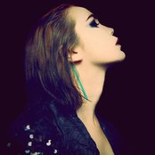 Julia Vero - List pictures