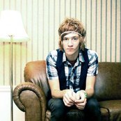 A Rocket To The Moon - List pictures