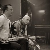 Goldfinger - List pictures