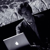 Fennesz - List pictures