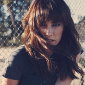 Chelsea Lankes - List pictures