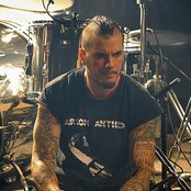 Down - List pictures