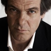 Don Walker - List pictures