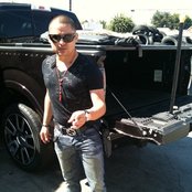 Larry Hernandez - List pictures