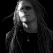 Cevin Key - List pictures