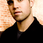 Kelley James - List pictures