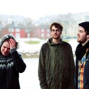 Lauv - List pictures