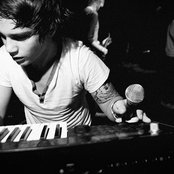 I See Stars - List pictures