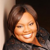 Tasha Cobbs - List pictures