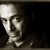Robert Downey Jr. - List pictures