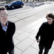 Mojado - List pictures