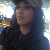 Camelia Jordana - List pictures