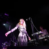 Jess Mills - List pictures