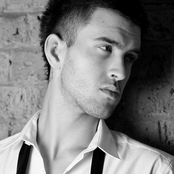 Mike Hough - List pictures