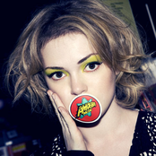 Uffie - List pictures