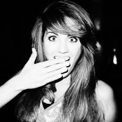 Angie Miller - List pictures