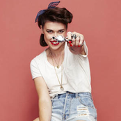 Lanie Lane - List pictures