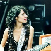 Polly Jean Harvey - List pictures