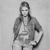 Uffie - List pictures