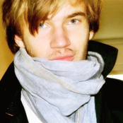 Pewdiepie - List pictures